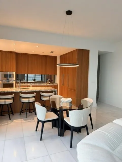 175 SE 25 ROAD #902 Miami, FL 33129