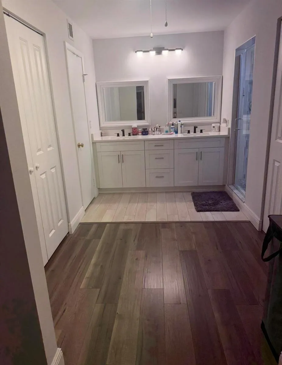 922 Springdale Circle Palm Springs, FL 33461