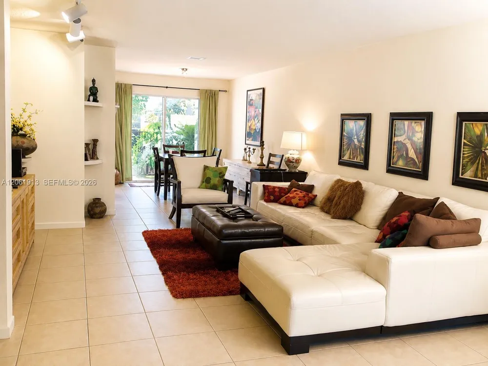 224 Sea View Dr #104 Key Biscayne, FL 33149