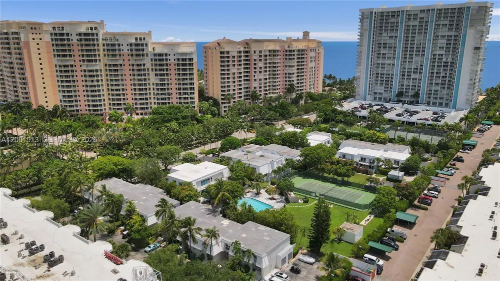 224 Sea View Dr #104 Key Biscayne, FL 33149