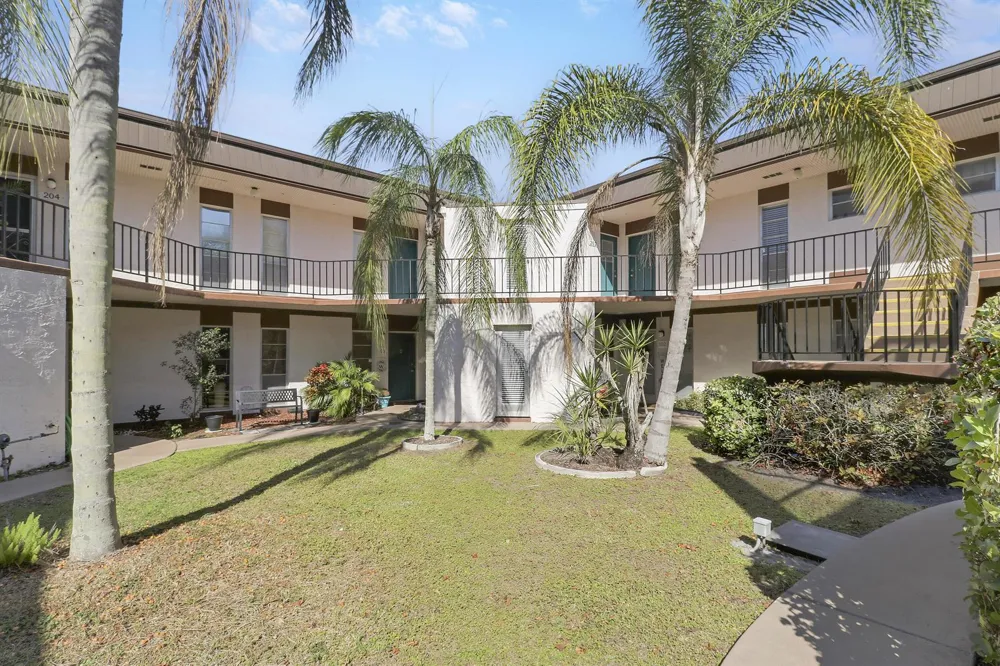 7 GREENWAY Village #202 Royal Palm Beach, FL 33411