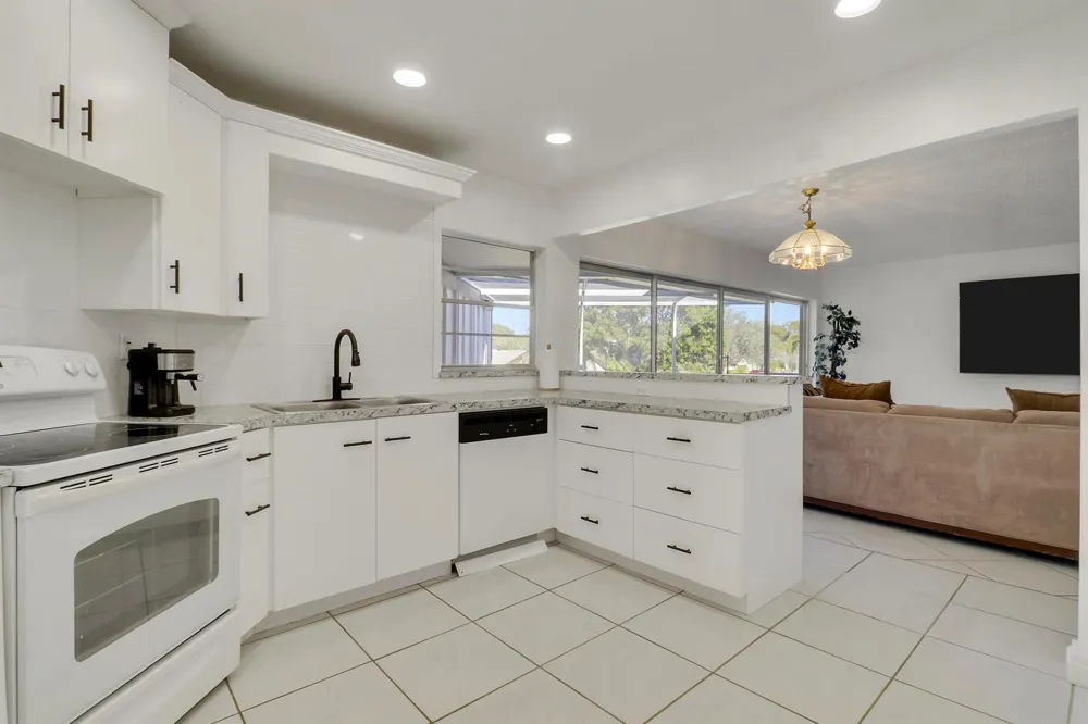 7 GREENWAY Village #202 Royal Palm Beach, FL 33411