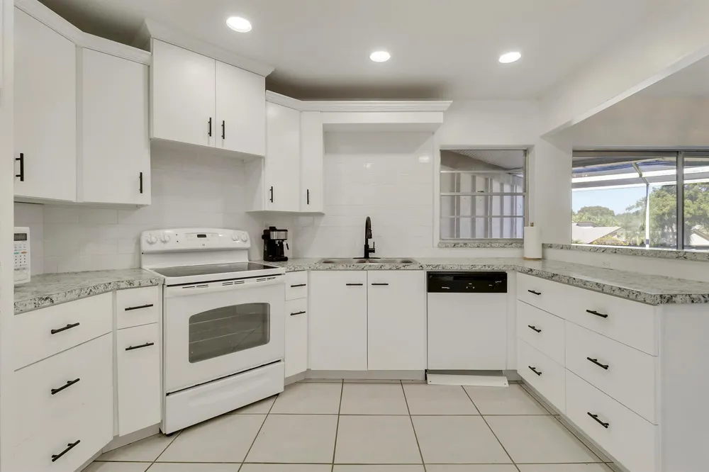 7 GREENWAY Village #202 Royal Palm Beach, FL 33411