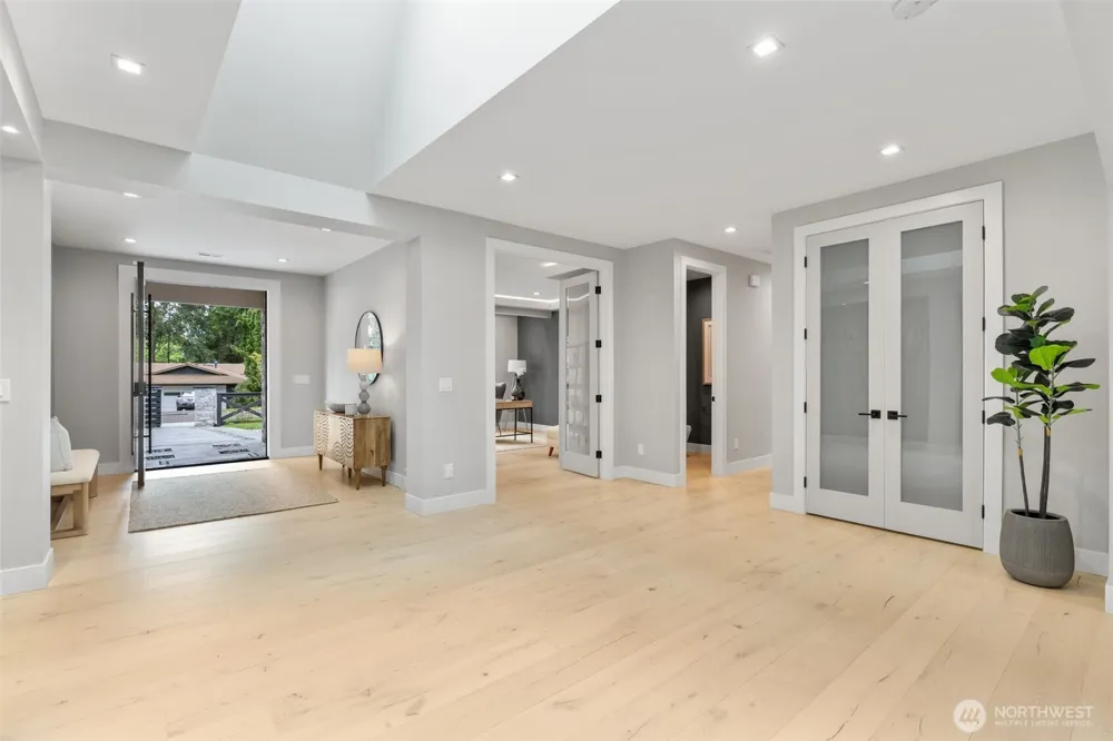 12608 NE 30th Street Bellevue, WA 98005