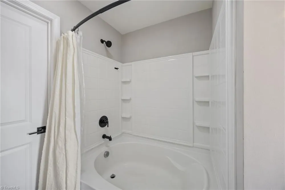 122 Slalom Street Statesville, NC 28677