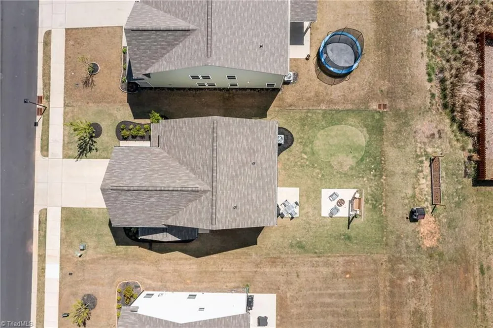 122 Slalom Street Statesville, NC 28677