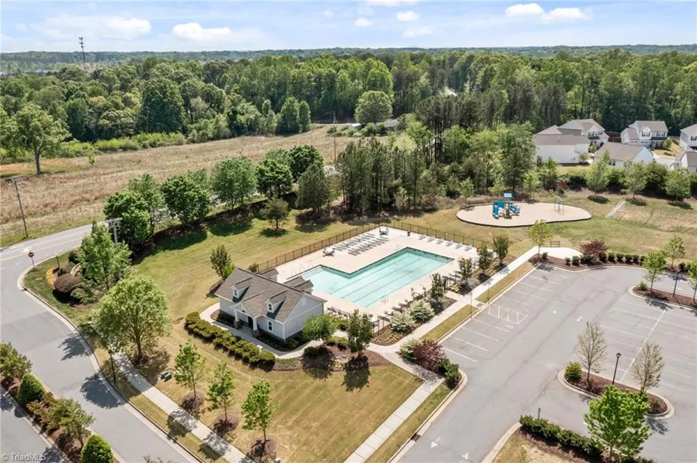 122 Slalom Street Statesville, NC 28677