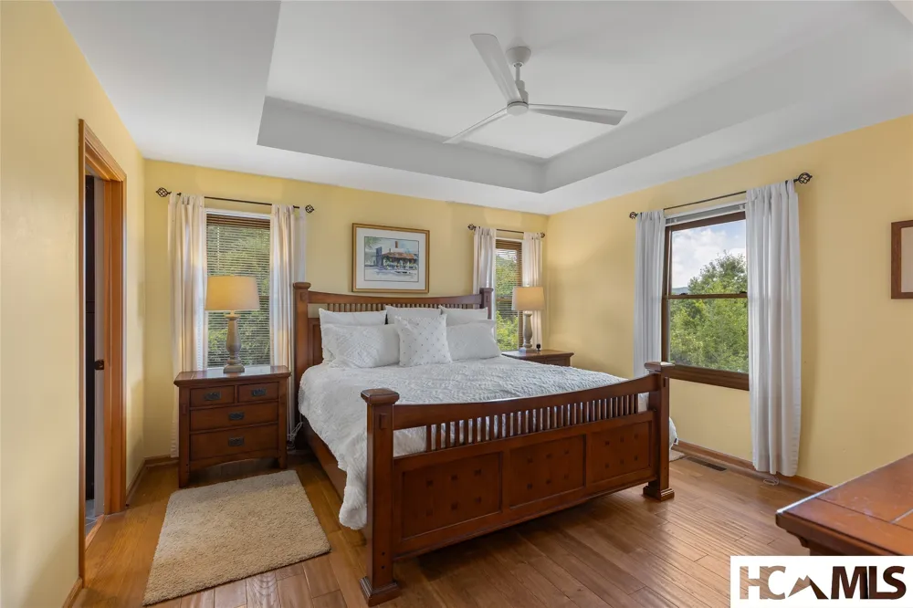 129 Wisteria Way Glenville, NC 28736