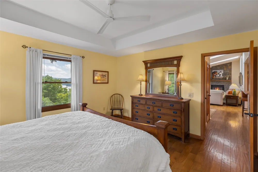 129 Wisteria Way Glenville, NC 28736
