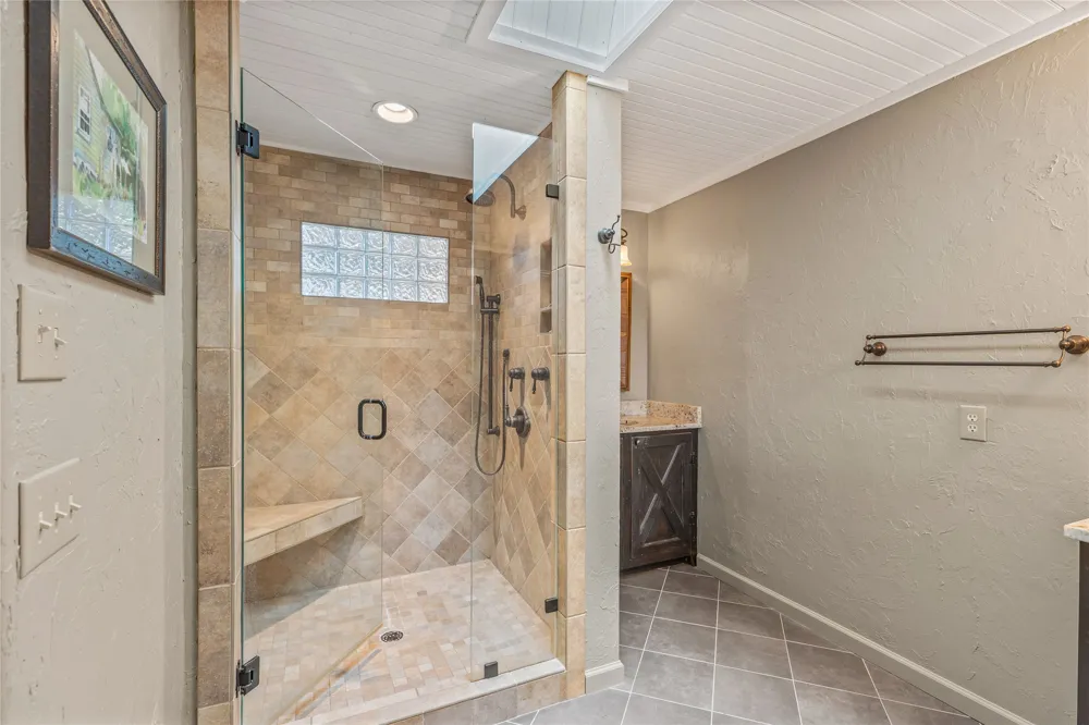 129 Wisteria Way Glenville, NC 28736