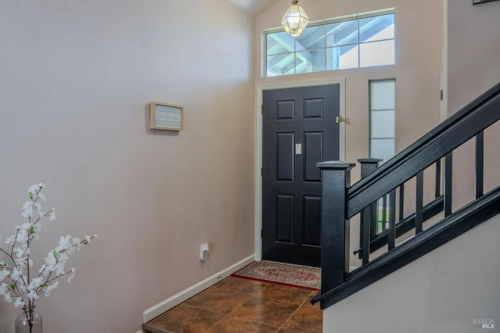 348 Samantha Place Vacaville, CA 95687