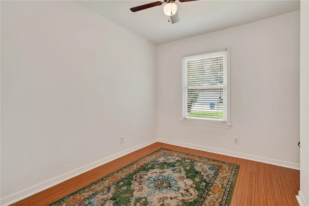 1902 Glass Avenue Rockport, TX 78382