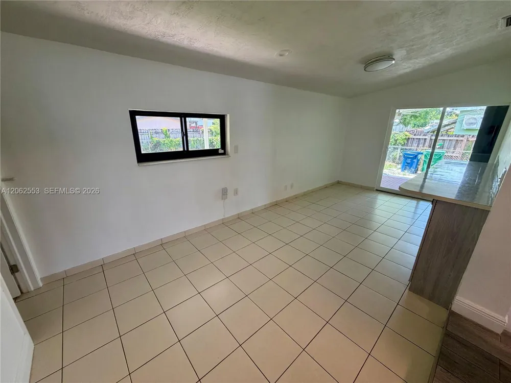 3310 SW 92nd Pl #N/A Miami, FL 33165