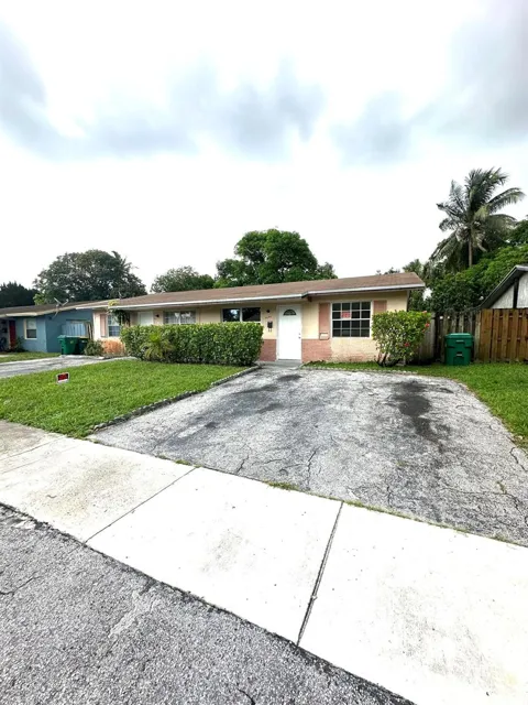 5644 NW 14th Court