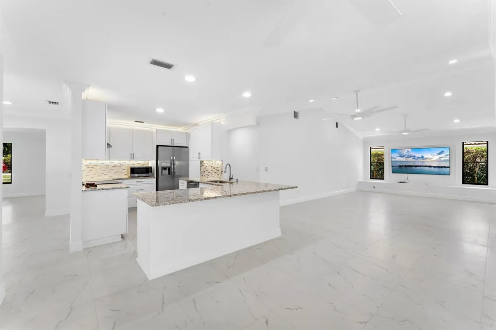 2244 Quail Ridge S Palm Beach Gardens, FL 33418