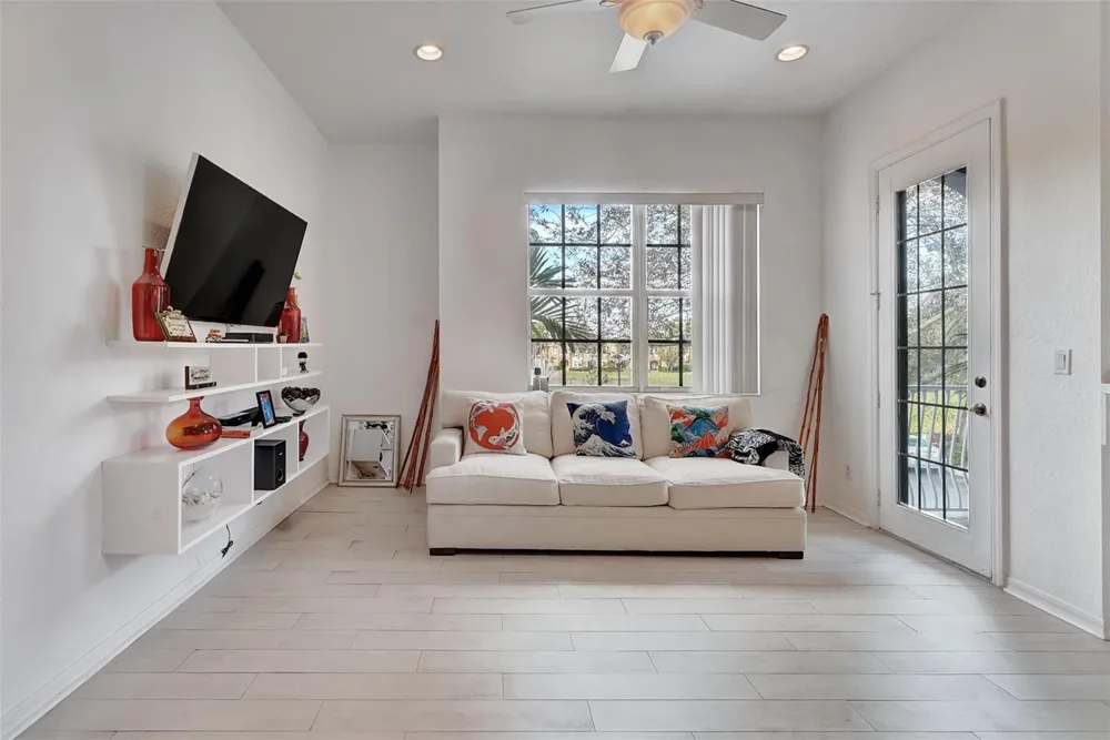 4941 BONSAI CIRCLE #209 Palm Beach Gardens, FL 33418