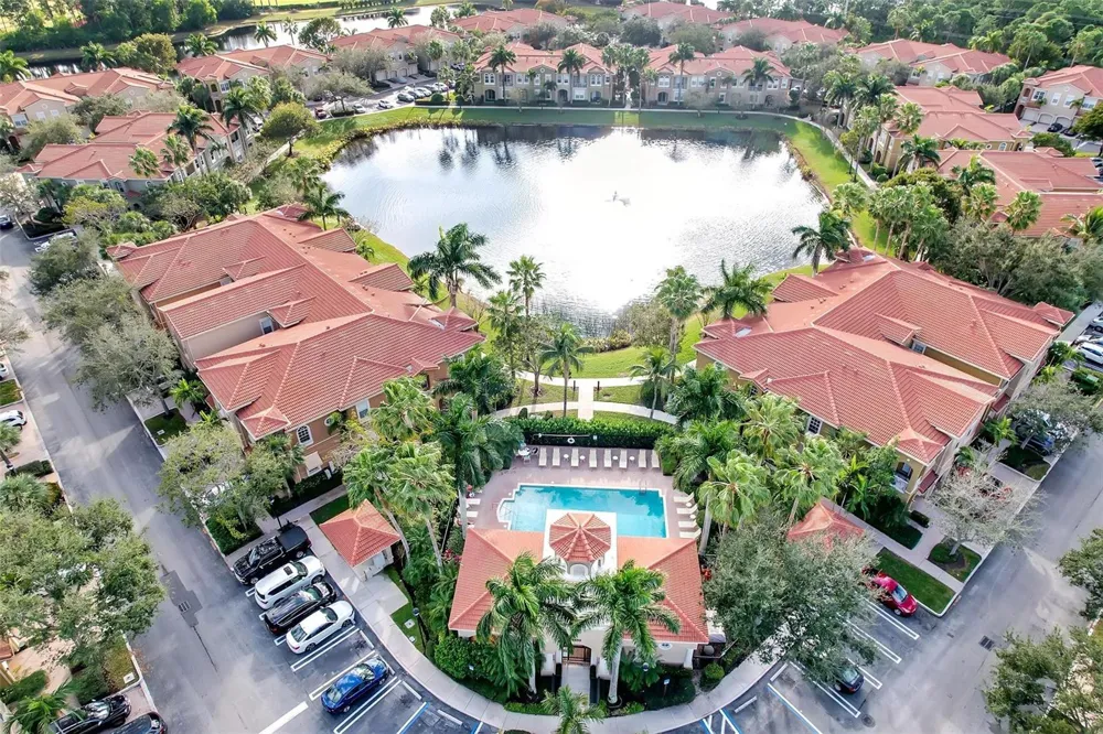 4941 BONSAI CIRCLE #209 Palm Beach Gardens, FL 33418