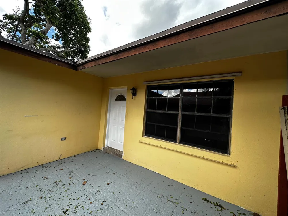 4326 Woodstock Drive #C West Palm Beach, FL 33409