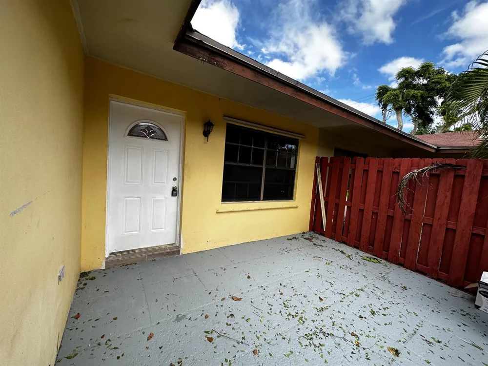 4326 Woodstock Drive #C West Palm Beach, FL 33409