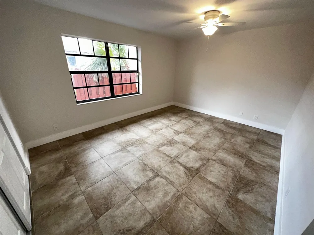 4326 Woodstock Drive #C West Palm Beach, FL 33409