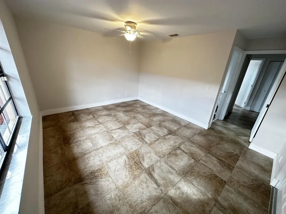 4326 Woodstock Drive #C West Palm Beach, FL 33409