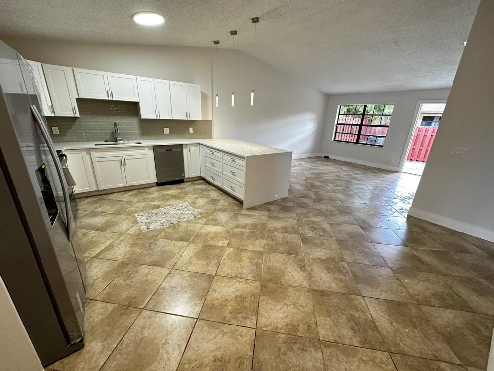 4326 Woodstock Drive #C West Palm Beach, FL 33409