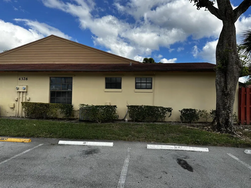4326 Woodstock Drive #C West Palm Beach, FL 33409
