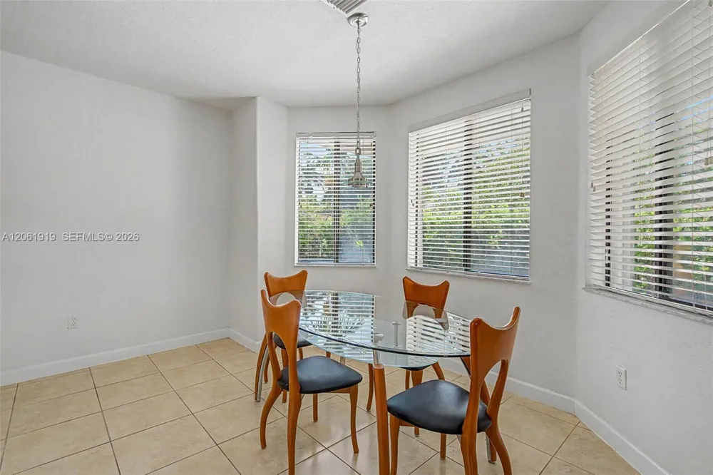 7926 SW 195th Ter Cutler Bay, FL 33157