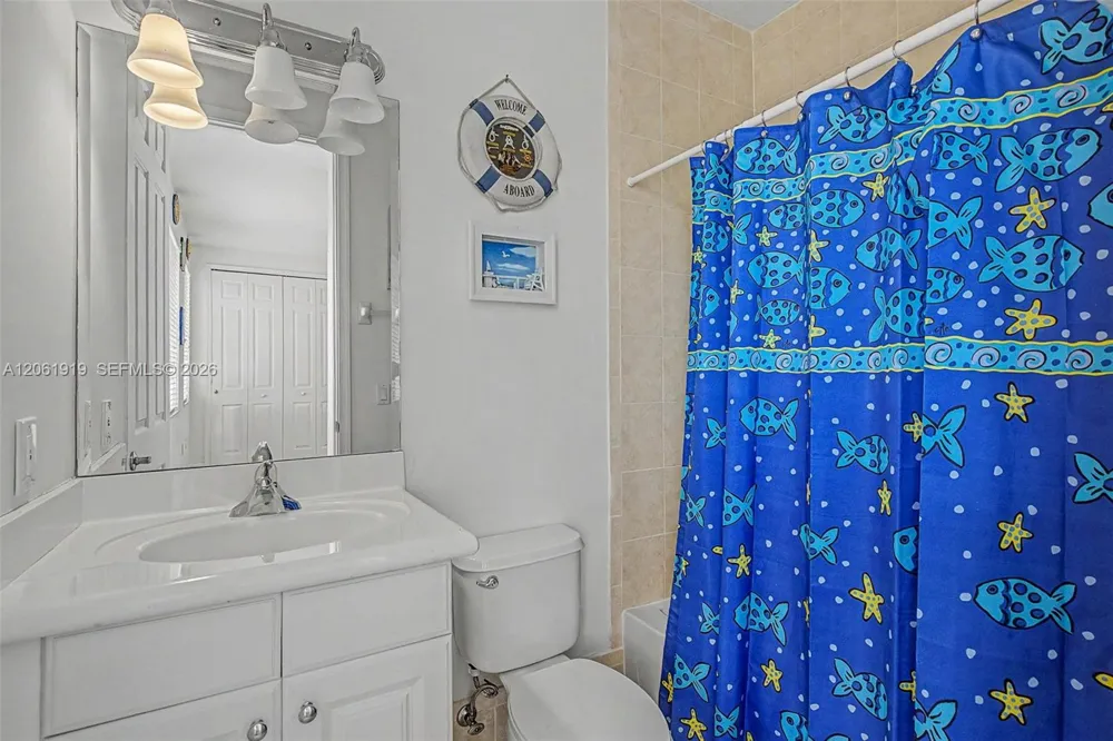 7926 SW 195th Ter Cutler Bay, FL 33157