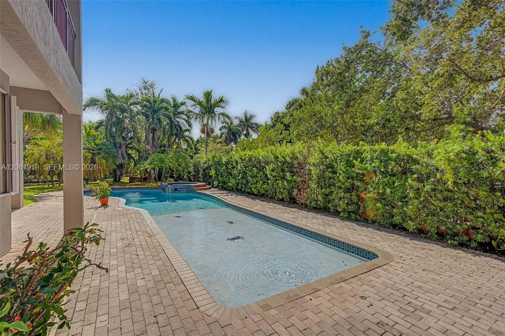 7926 SW 195th Ter Cutler Bay, FL 33157