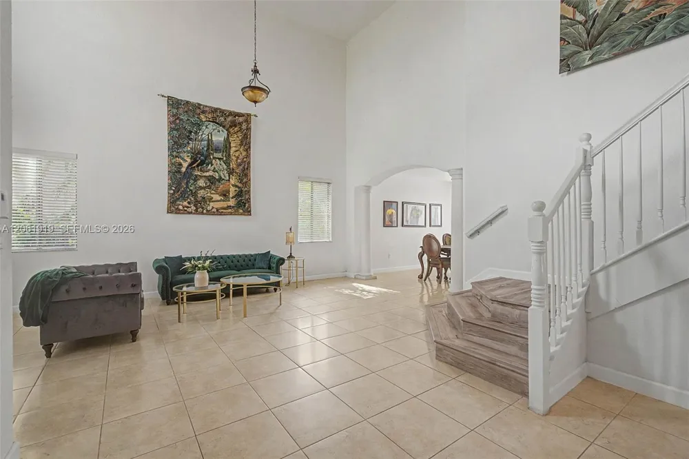 7926 SW 195th Ter Cutler Bay, FL 33157