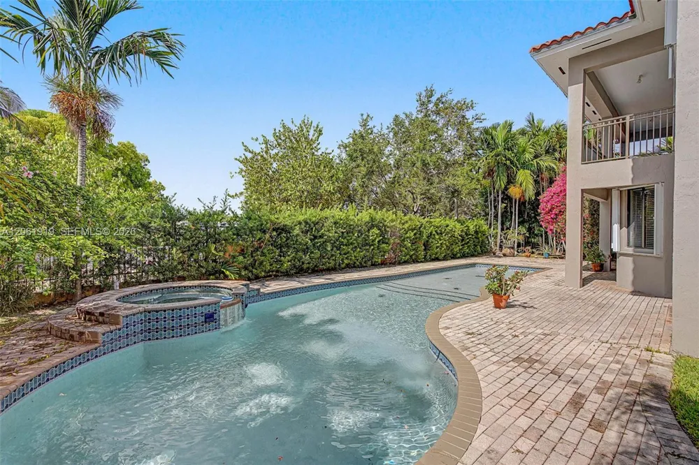 7926 SW 195th Ter Cutler Bay, FL 33157