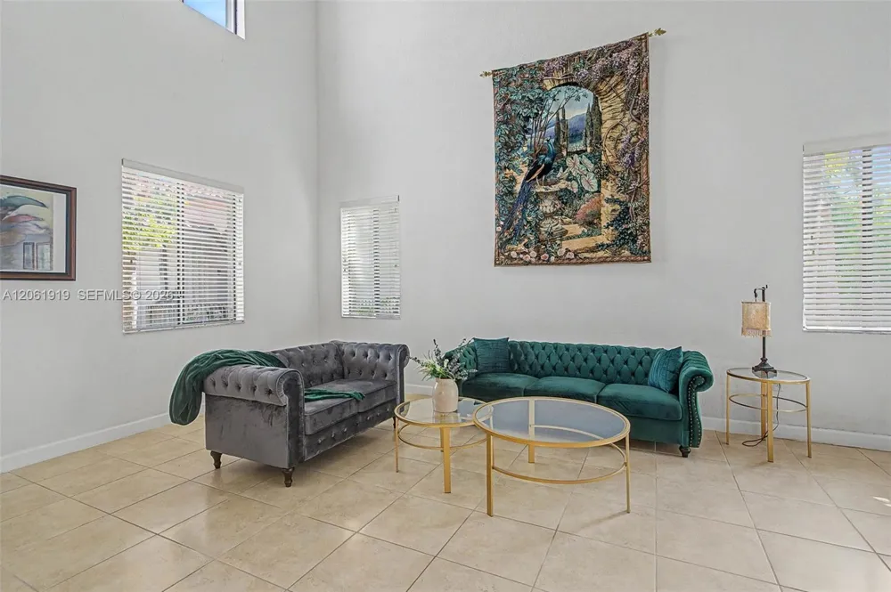 7926 SW 195th Ter Cutler Bay, FL 33157