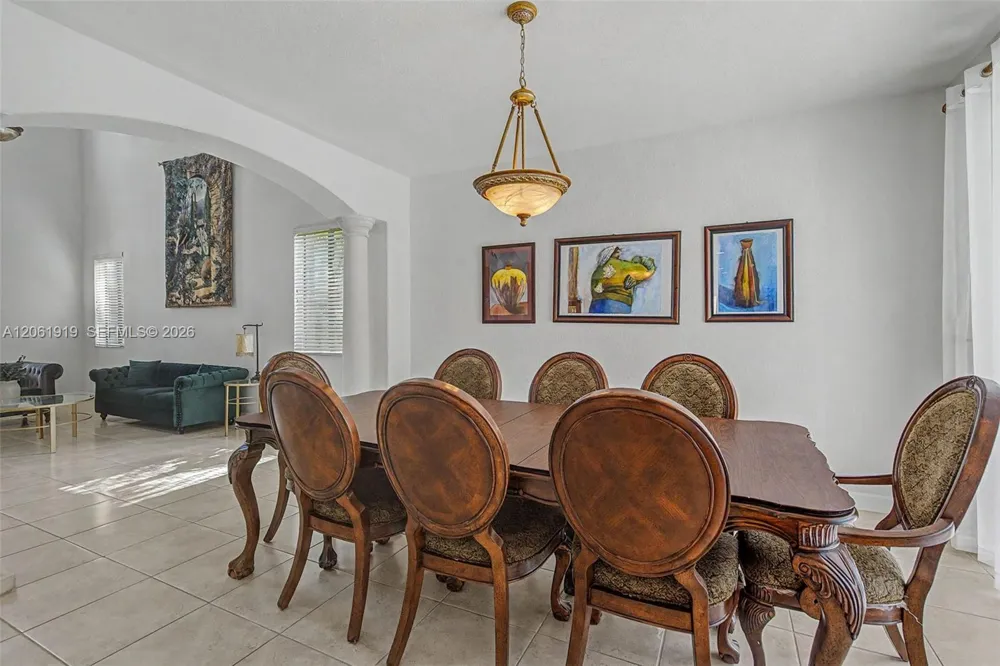 7926 SW 195th Ter Cutler Bay, FL 33157