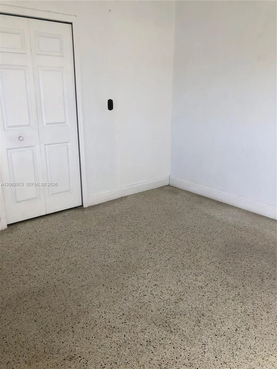 3061 NW 87th Ter Miami, FL 33147