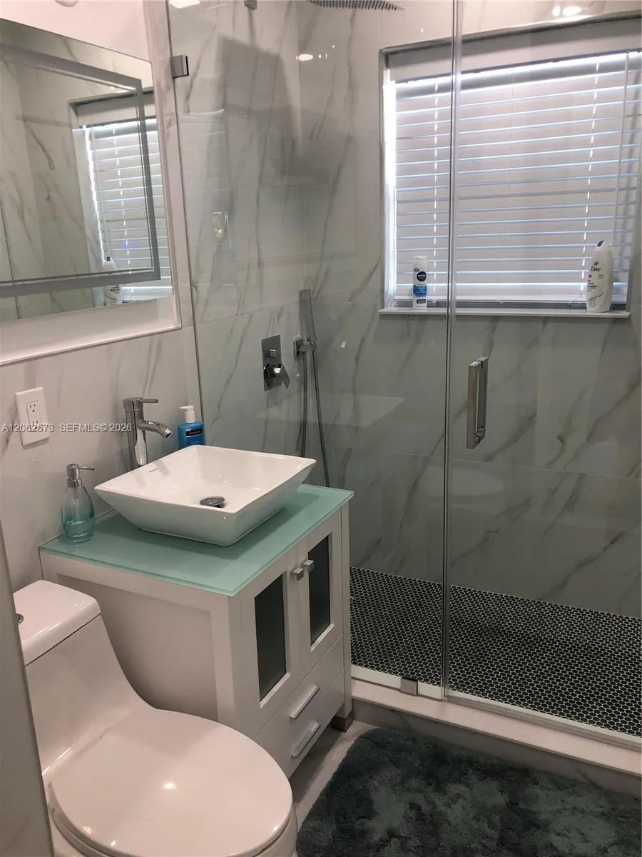 3061 NW 87th Ter Miami, FL 33147