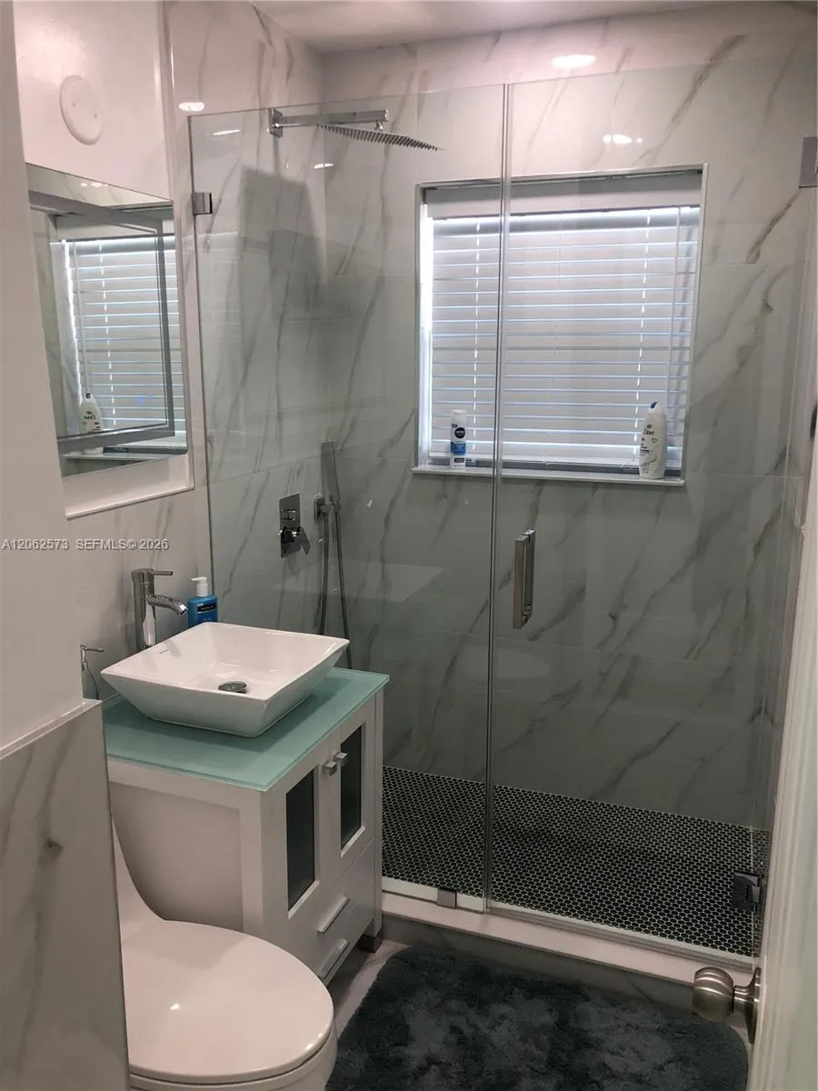 3061 NW 87th Ter Miami, FL 33147