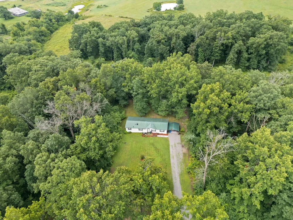 1110 Gray Fox Drive Crossville, TN 38571
