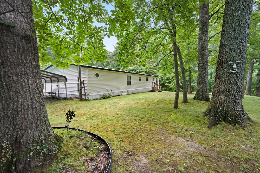1110 Gray Fox Drive Crossville, TN 38571