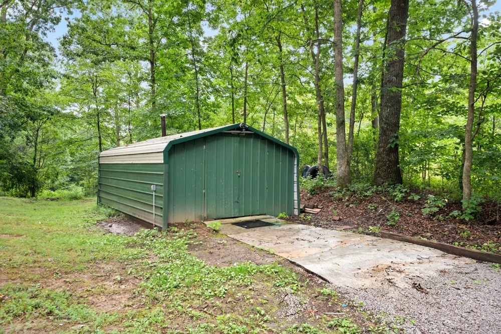 1110 Gray Fox Drive Crossville, TN 38571