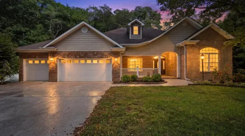 12200 Tobacco Road