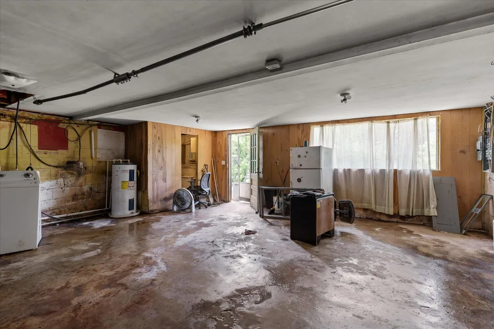 16211 Lakewood Drive Sale Creek, TN 37373