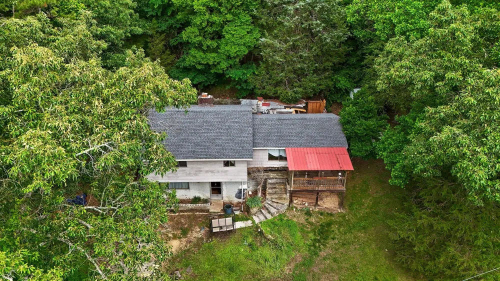 16211 Lakewood Drive Sale Creek, TN 37373