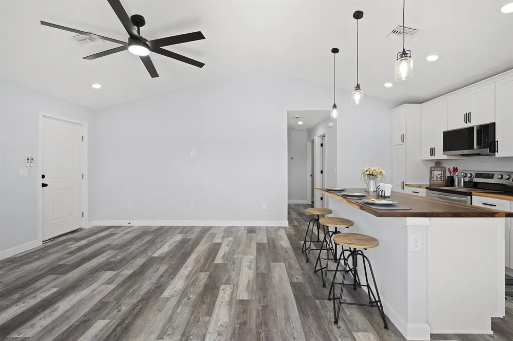 20806 NW 274th Street Okeechobee, FL 34972
