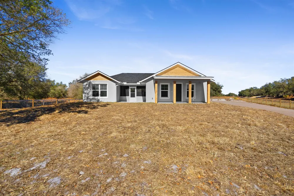 20806 NW 274th Street Okeechobee, FL 34972