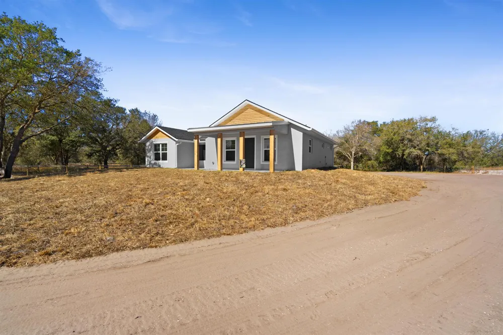 20806 NW 274th Street Okeechobee, FL 34972