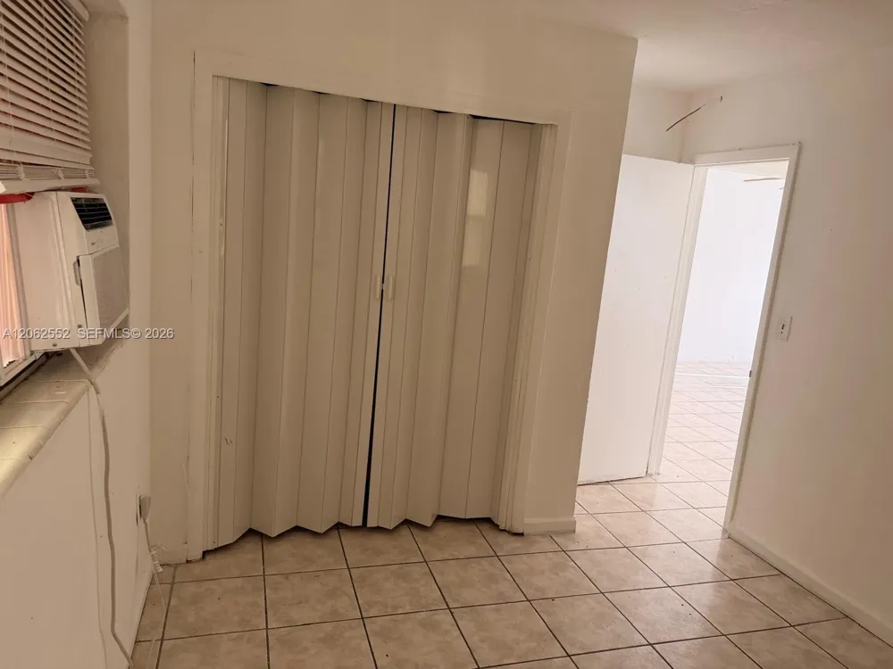 2441 NW 13th St #78 Miami, FL 33125