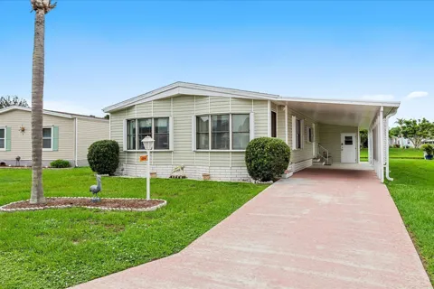 484 TROPICAL ISLES CIRCLE #D-32