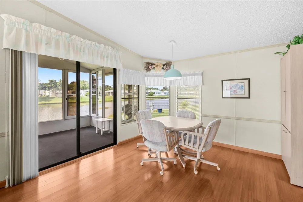 484 TROPICAL ISLES CIRCLE #D-32 Fort Pierce, FL 34982