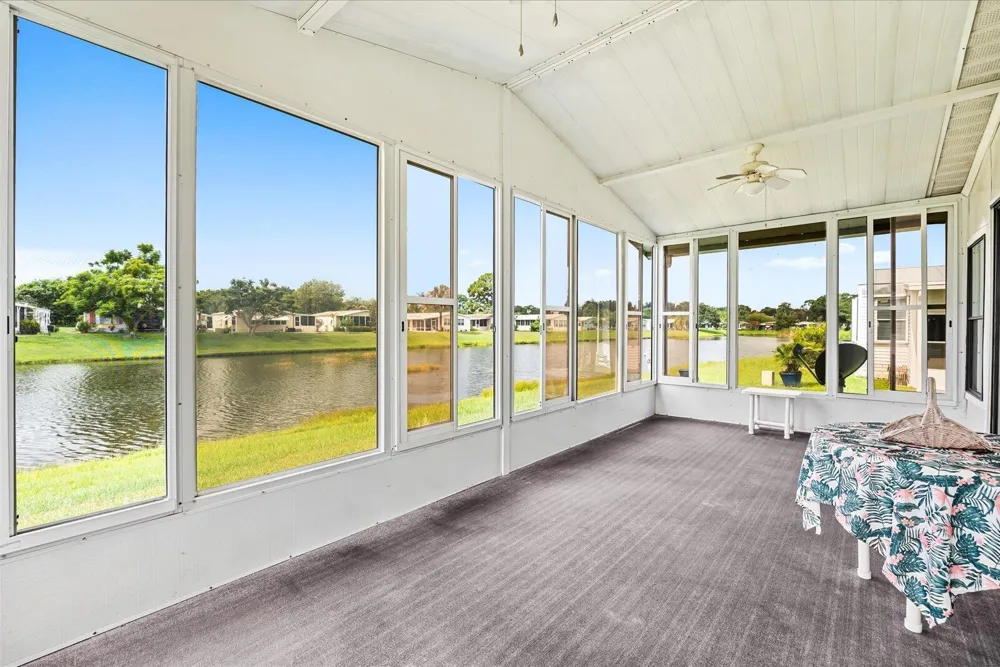 484 TROPICAL ISLES CIRCLE #D-32 Fort Pierce, FL 34982